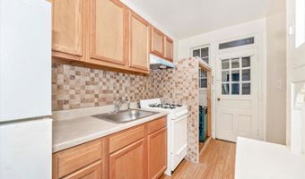 165 35TH St NE, Washington, DC 20019