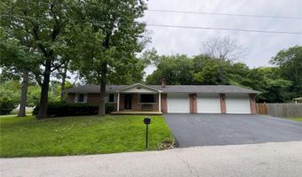 2035 Valmont Dr, Arnold, MO 63010