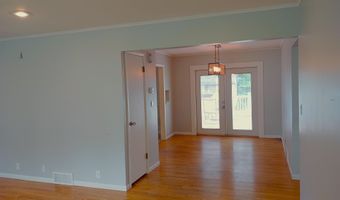 930 WASHINGTON St, Wisconsin Rapids, WI 54494