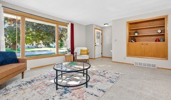 1214 E LINDBERGH St, Appleton, WI 54911