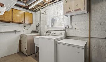 4317 W Linecrest Dr, Alsip, IL 60803