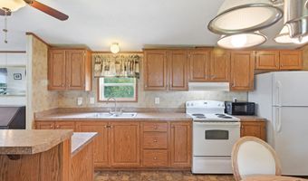 42 Sparrow Dr, Augusta, ME 04330