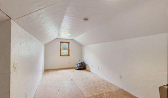 2245 Colestin Rd, Ashland, OR 97520