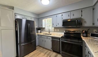 102 Cypress St, Bardstown, KY 40004