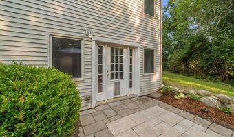4055 Pontiac Trl, Ann Arbor, MI 48105