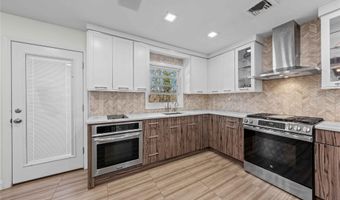 20 Dale Rd, Airmont, NY 10952