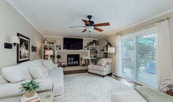 252 Bangor Dr, Indianapolis, IN 46227