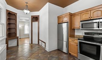 1106 Washington Ave, Alton, IL 62002