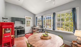 113 Meridian Rd, Beaufort, SC 29907