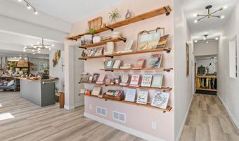623 E Main St, Anoka, MN 55303