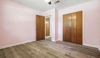 9260 Pinecrest Dr, Biloxi, MS 39532