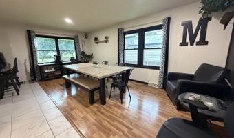 201 N Scandia St, Alpha, IL 61413