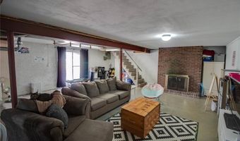 2401 Crislisa Dr, Alton, IL 62002