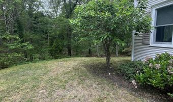 92 Brentwood Ln, Barnstable, MA 02630