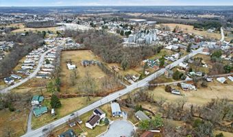 10 HEIGHTS Ct, Abbottstown, PA 17301