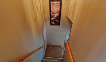 1000 Lake Viking Ter, Altamont, MO 64620