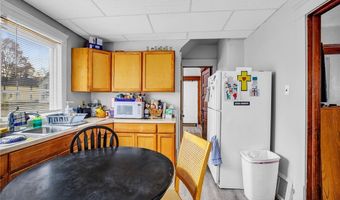 673 Sumner St, Akron, OH 44311