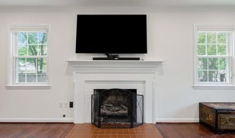 7810 HAYFIELD Rd, Alexandria, VA 22315