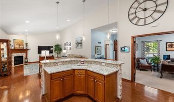 650 Eastpointe Ct, Amherst, OH 44001