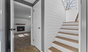 1021 Fremont St, Anoka, MN 55303