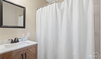 205 Pamela Dr, Allenhurst, GA 31301