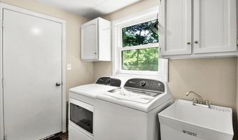 659 Boxford Ln, Columbus, OH 43213