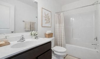 42 LILLICH Dr 12, Abbottstown, PA 17301