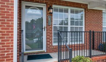 1412 Bridgewater Pl, Athens, AL 35611