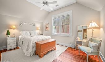 110 Coosaw Club Dr, Beaufort, SC 29907