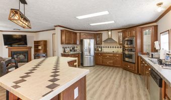 957 Blessing Rd, Albertville, AL 35951