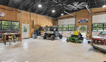 32100 Post Hill Rd, Adel, IA 50003