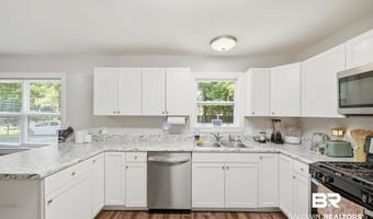 901 W 7th St, Bay Minette, AL 36507