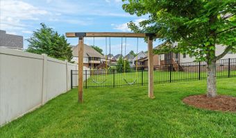 9937 Meadowstone Dr, Apison, TN 37302