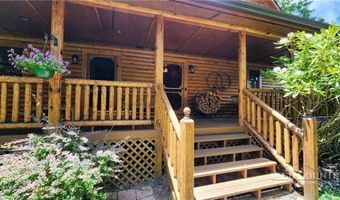 487 Klonteska Dr, Banner Elk, NC 28604