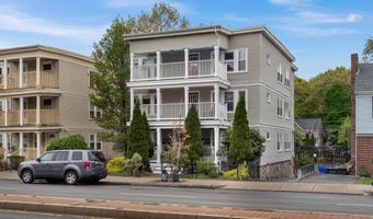 699 Hyde Park Ave 6, Boston, MA 02131