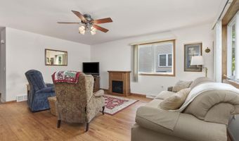1529 15th St, Baraboo, WI 53913