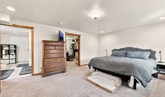 906 Delaware Dr, Buffalo, WY 82834