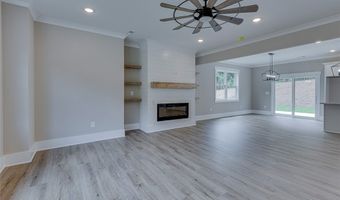125 Hidden Lake Dr, Anderson, SC 29625