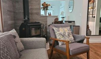 110 Breakneck Rd, Alloway, NJ 07422