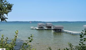 9214 Myrtle Ln, Alden, MI 49612