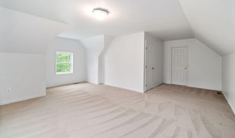 1129 Meadowdale Rd, Altamont, NY 12009