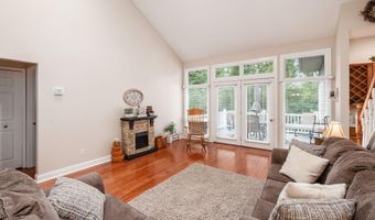 801 Whetstone Ct, Bellefontaine, OH 43311
