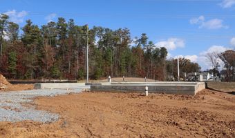 2305 Bee Orchard St, Apex, NC 27502