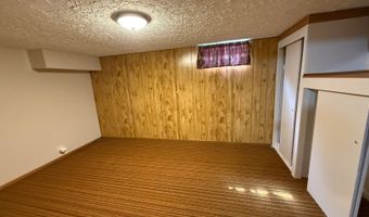 412 H St, Aurora, NE 68818