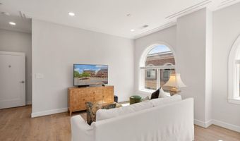 625 SLATERS Ln 401, Alexandria, VA 22314