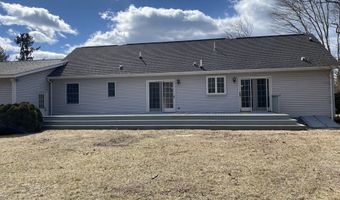 1 Lantern Ct 1, Clinton, CT 06413