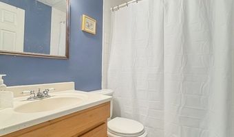 9 Acadia Kimball Rd 9, Amesbury, MA 01913