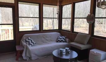 7 Wintergreen Ct, Albrightsville, PA 18210