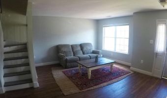 8702 VILLAGE GREEN Ct, Alexandria, VA 22309