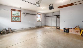 6130 Steamtown Rd, Ashley, OH 43003